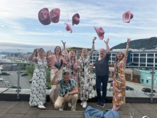Sommer og sol☀️
Her i Bergen har vi kost oss på takbalkongen med både lunsj og sommerfest. Det har vært superfint og vi ønsker alle våre kunder og konsulenter fortsatt en god sommer.
#techconsult #konsulenttjenester #tekniskinnleie
